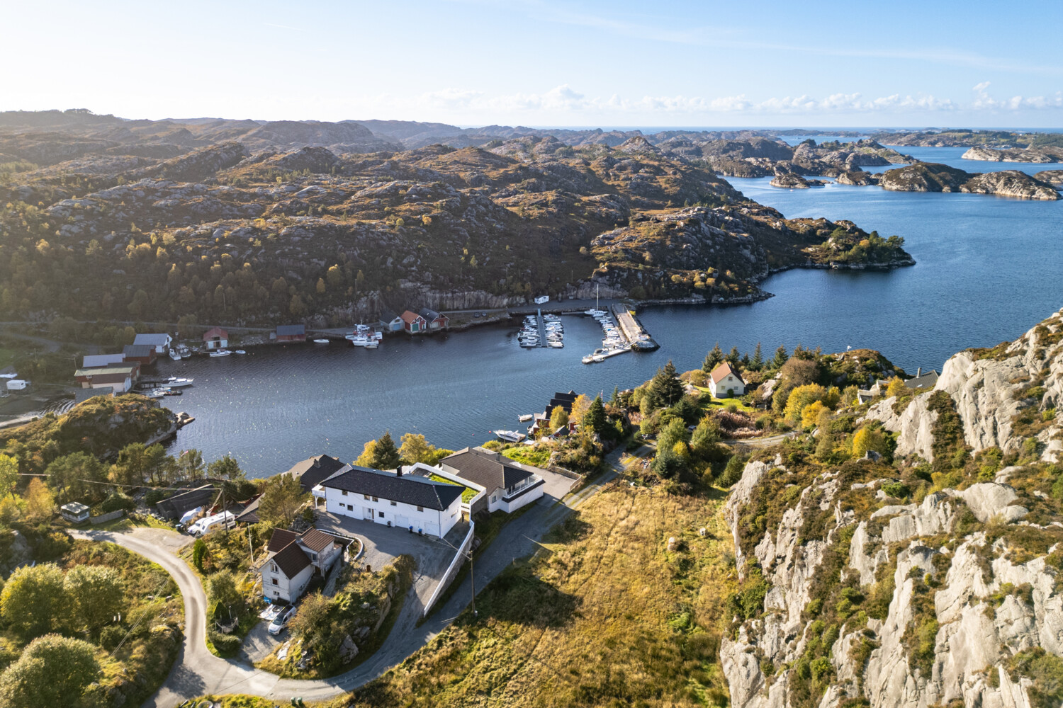 Bilde 2 av Austra Kallestadvika 36